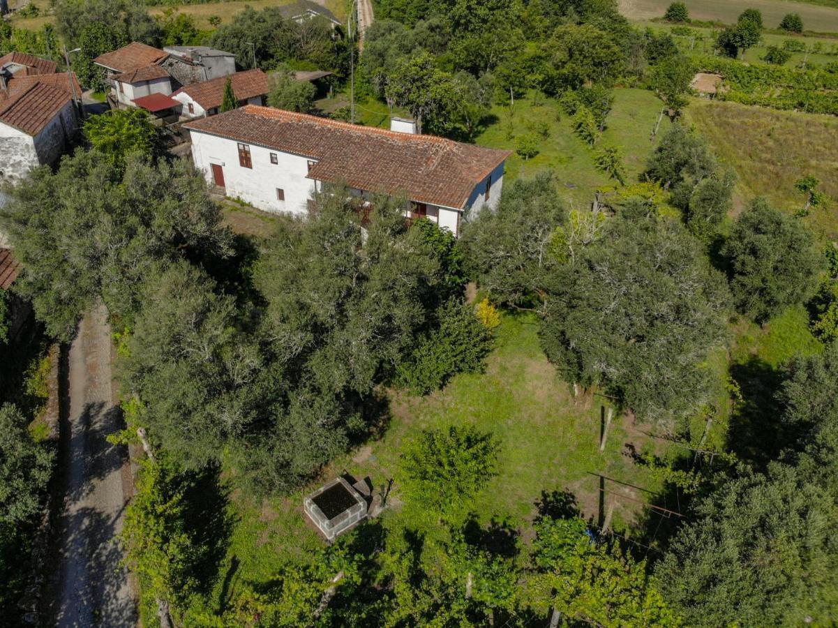 Gasthaus Casa Lavoura Em Requeixo Celorico De Basto Exterior foto