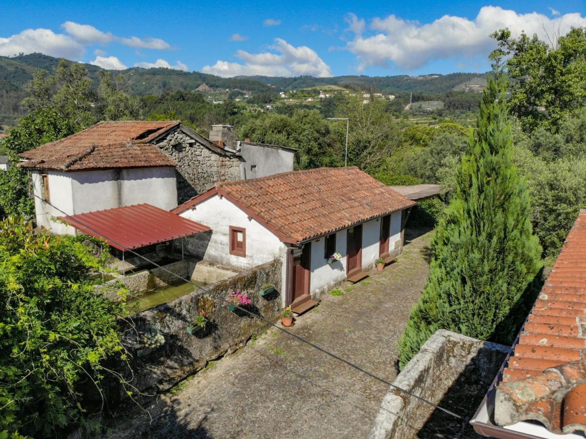 Gasthaus Casa Lavoura Em Requeixo Celorico De Basto Exterior foto