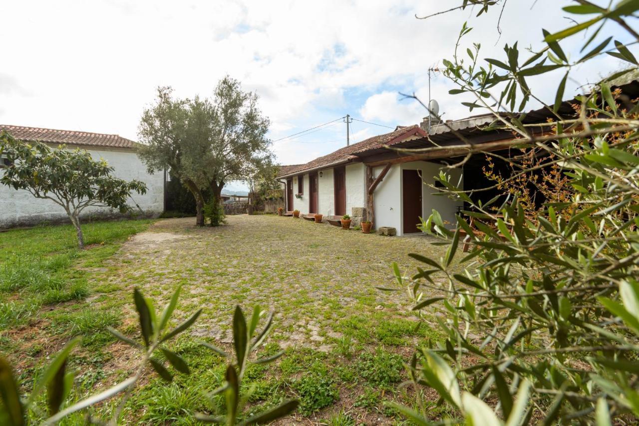 Gasthaus Casa Lavoura Em Requeixo Celorico De Basto Exterior foto