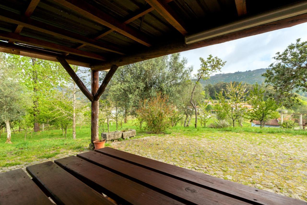 Gasthaus Casa Lavoura Em Requeixo Celorico De Basto Exterior foto